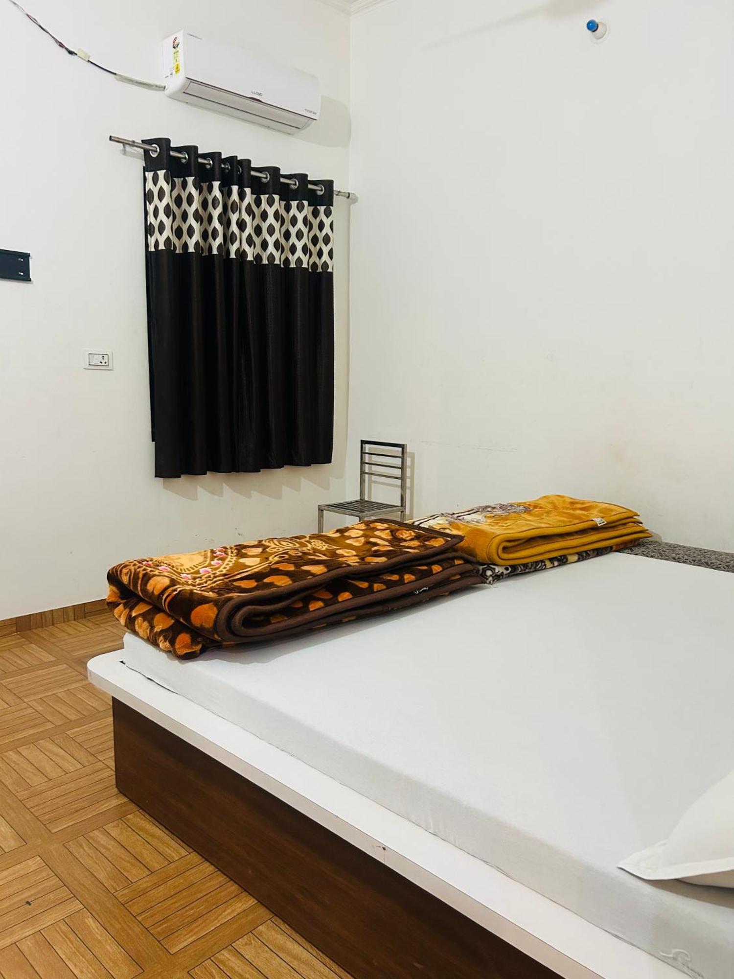 Milan Hotel & Restaurant Sikar المظهر الخارجي الصورة